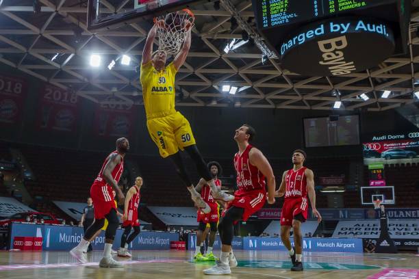 刻屡屡体现 刻屡屡体现